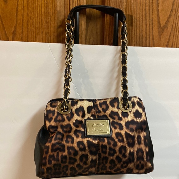 Nicole Miller Handbags - Nicole Miller leopard purse